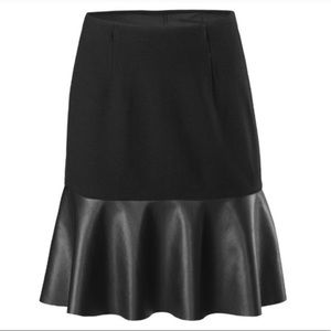 NWT CAbi 3405 Black Flip Skirt with Vegan Leather Ruffle